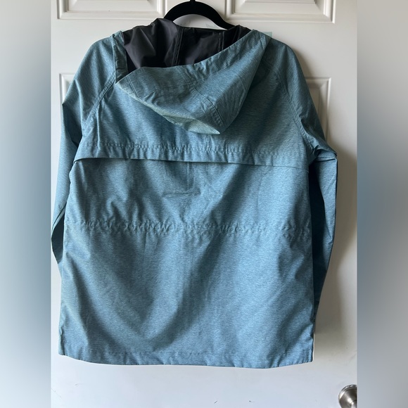 32 Degree Rain Jacket - Picture 2 of 10